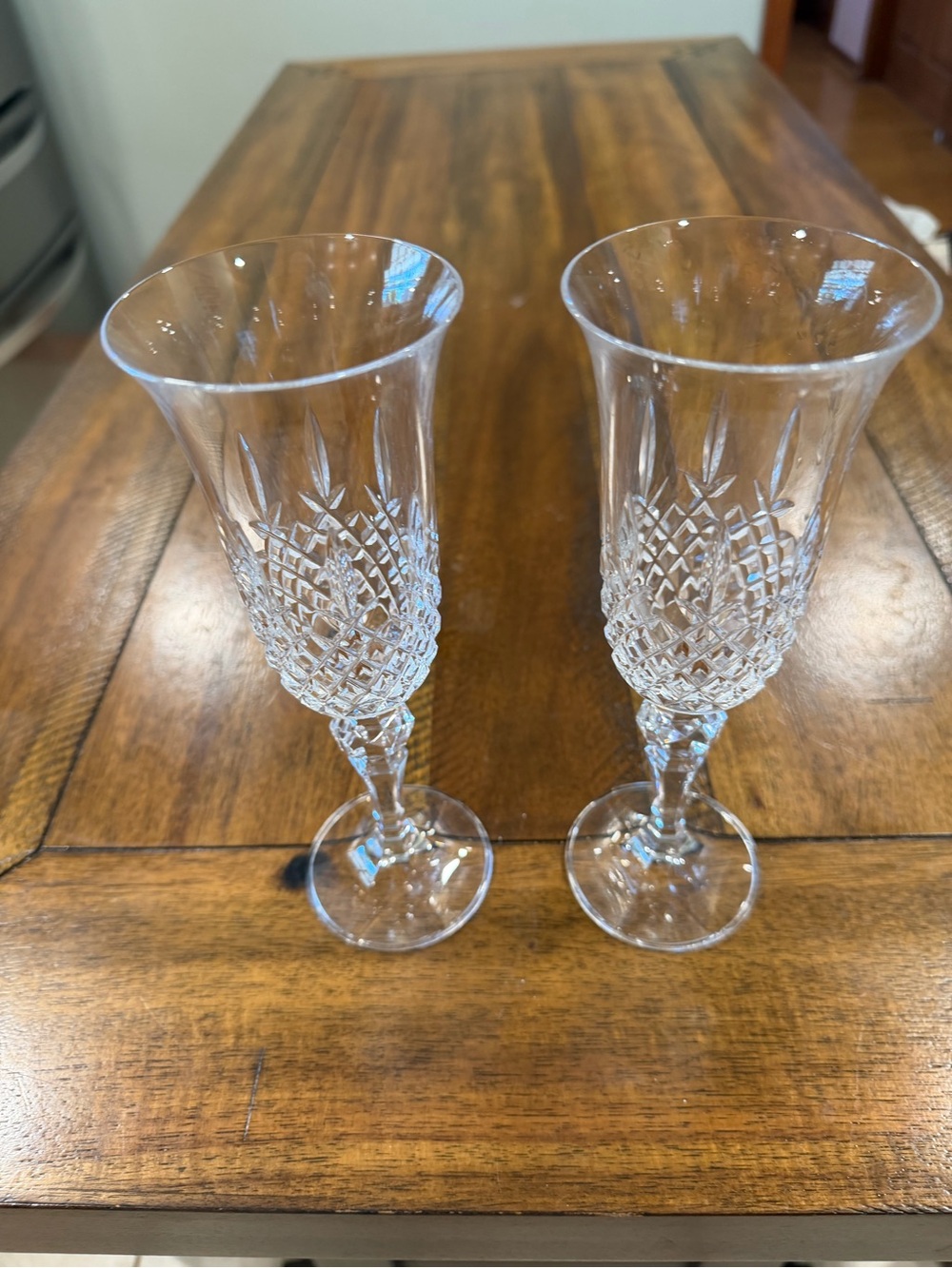 Lead Crystal Cut Vintage Flute Champagne Glasses -Clear (Set of 2)